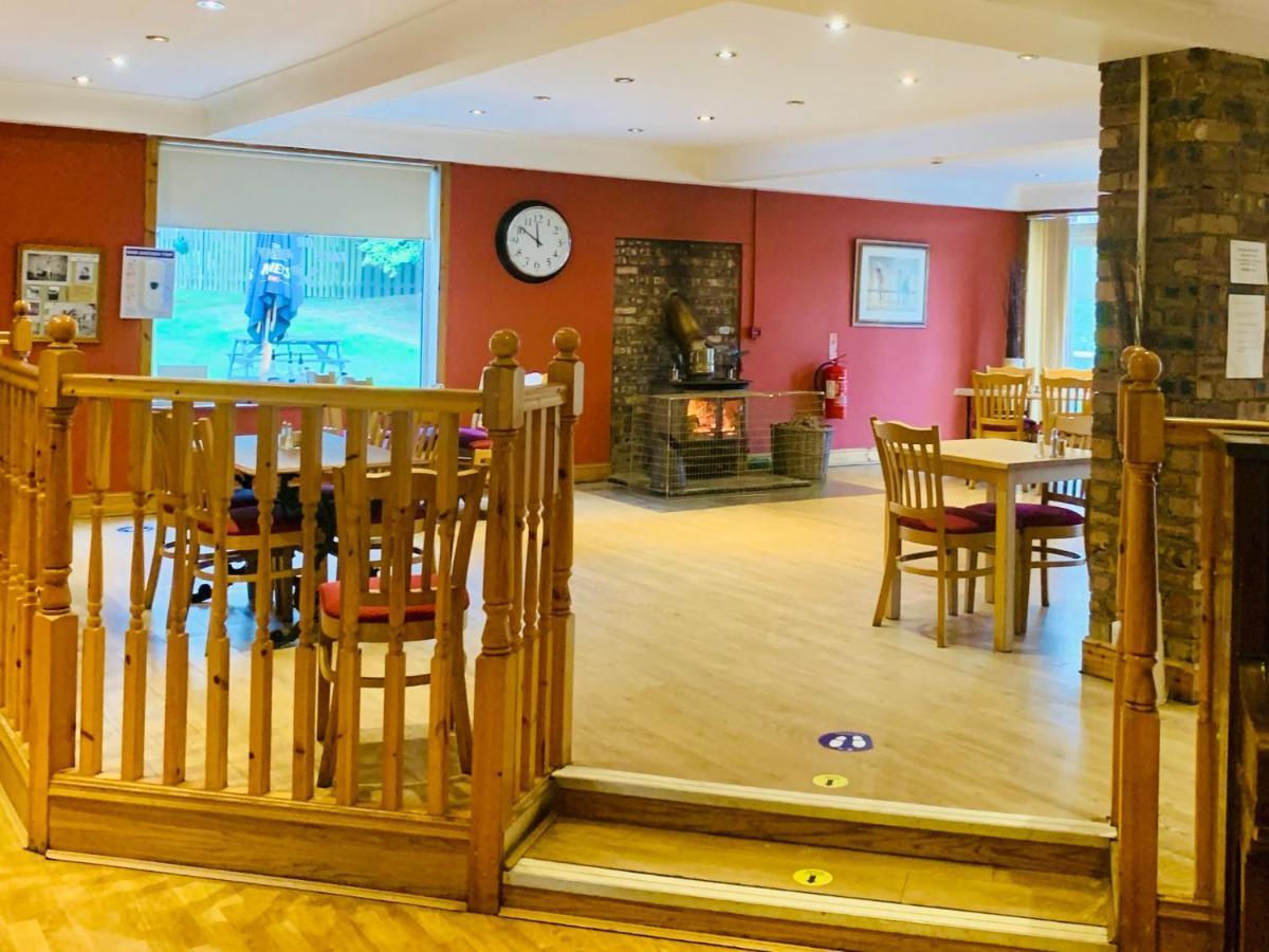 Navaar House Hotel ペニキュイック エクステリア 写真