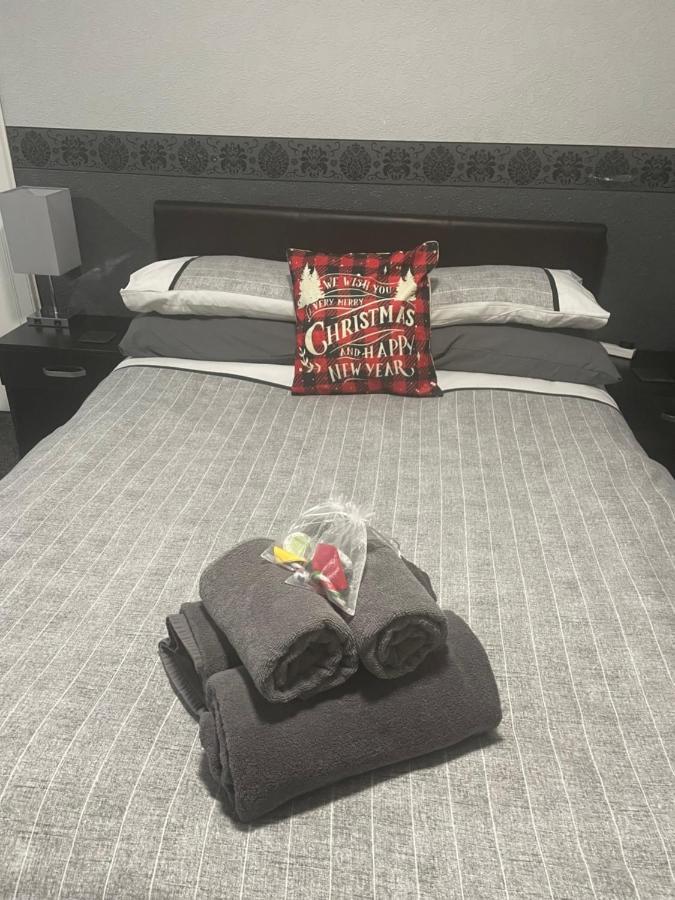 Navaar House Hotel ペニキュイック エクステリア 写真