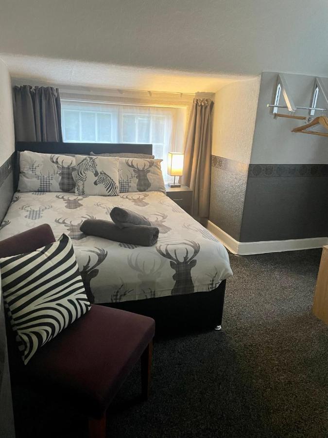 Navaar House Hotel ペニキュイック エクステリア 写真